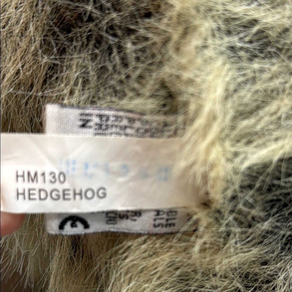 GANZ Gray and Cream Stuffed Lemur and Hedgehog Set - Picture 10 of 10